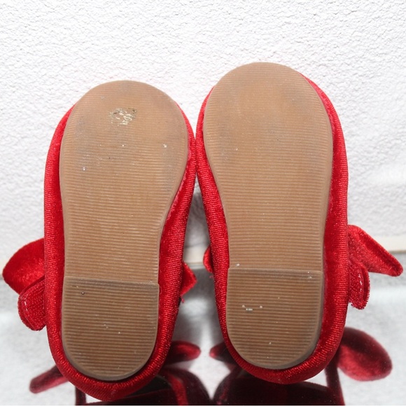 Ginfive Toddler Girl Dress Shoes Red Velvet Mary Jane Size 5 - Picture 3 of 9